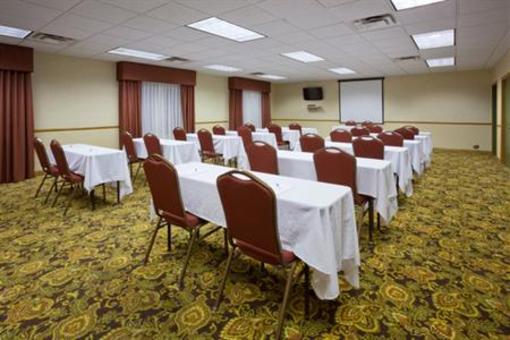 фото отеля Country Inn & Suites By Carlson, Watertown