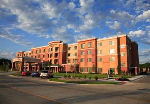 фото отеля Courtyard Omaha Aksarben Village