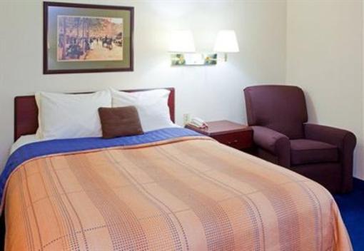 фото отеля Candlewood Suites RTP Durham (North Carolina)