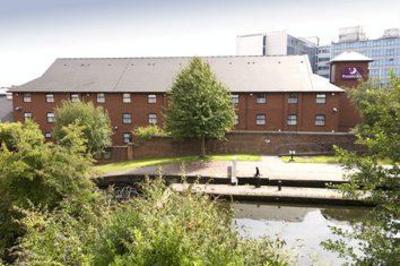 фото отеля Premier Inn Birmingham Central East