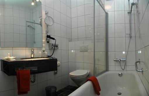 фото отеля Strandhotel Hohenzollern