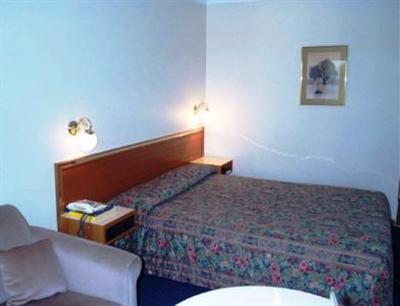 фото отеля Governer Macquarie Motor Inn