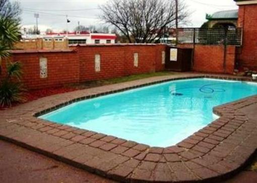 фото отеля Governer Macquarie Motor Inn