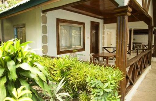 фото отеля Angelyns Beach Resort