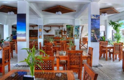 фото отеля Angelyns Beach Resort
