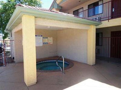фото отеля Americas Best Inn & Suites Saint George