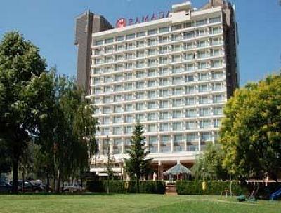 фото отеля Ramada Bucharest Parc
