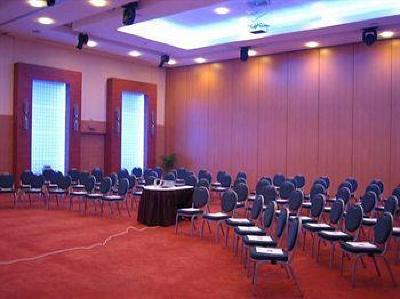 фото отеля Ramada Bucharest Parc