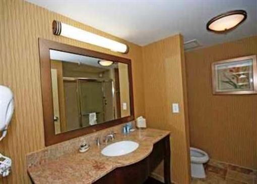 фото отеля Hampton Inn & Suites Winston-Salem University Area