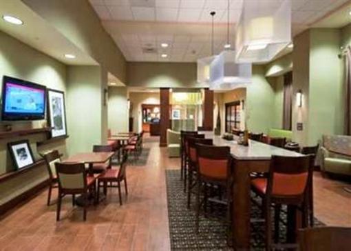 фото отеля Hampton Inn & Suites Winston-Salem University Area