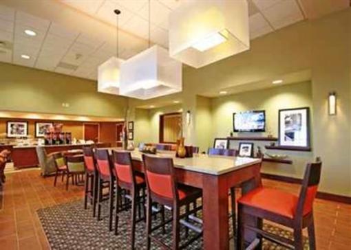 фото отеля Hampton Inn & Suites Winston-Salem University Area