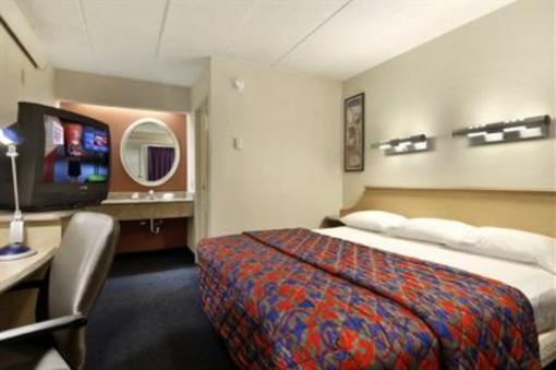 фото отеля Red Roof Inn St. Louis Westport