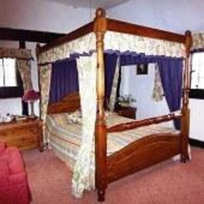 фото отеля Pincents Manor Hotel