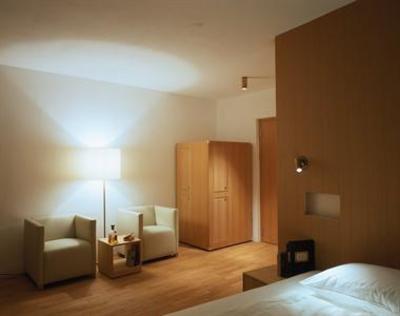 фото отеля Hotel Gasthof Gruner Baum