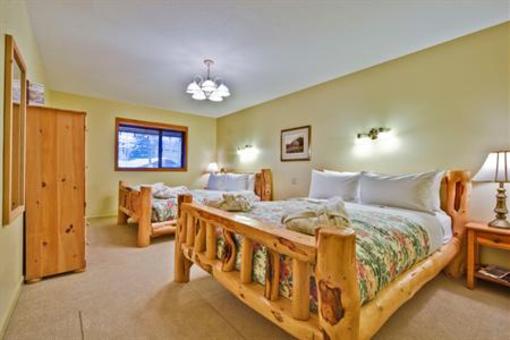 фото отеля Cedar Springs Bed and Breakfast Lodge