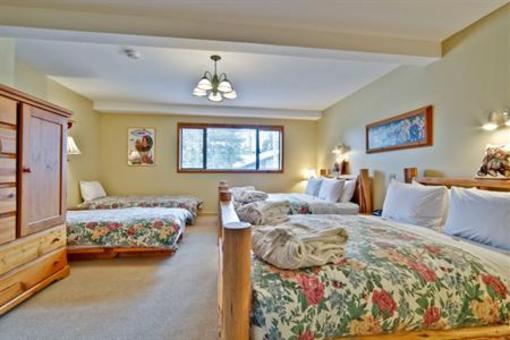 фото отеля Cedar Springs Bed and Breakfast Lodge