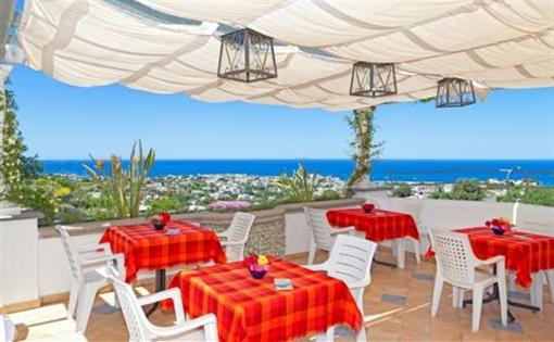 фото отеля Residence La Rosa Apartment Ischia