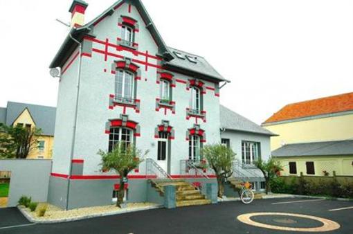 фото отеля Hotel La Pecherie Bernieres-sur-Mer