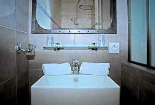 фото отеля Hotel La Pecherie Bernieres-sur-Mer