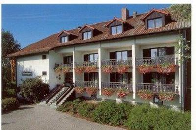фото отеля Apparthotel Alte Innbrucke