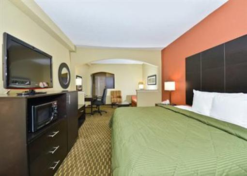 фото отеля Comfort Inn - Meridian Bonita Lakes Dr.