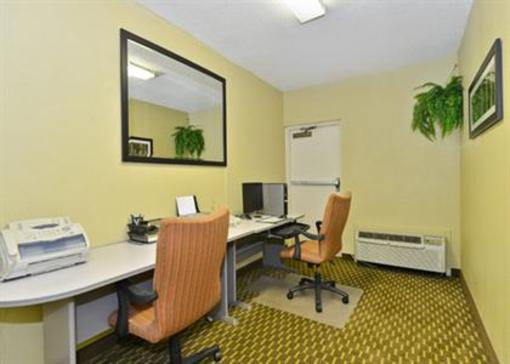 фото отеля Comfort Inn - Meridian Bonita Lakes Dr.