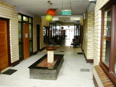 фото отеля Adelaide Motel & Backpackers
