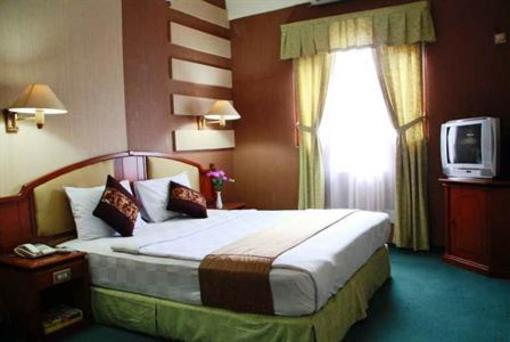 фото отеля Mega Matra Hotel