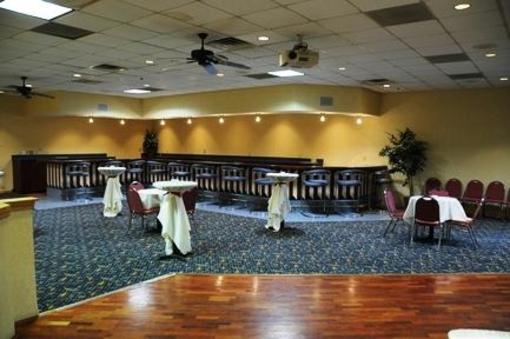 фото отеля Holiday Inn Champaign Urbana