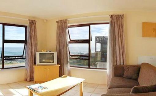 фото отеля Dolphins View Guest House