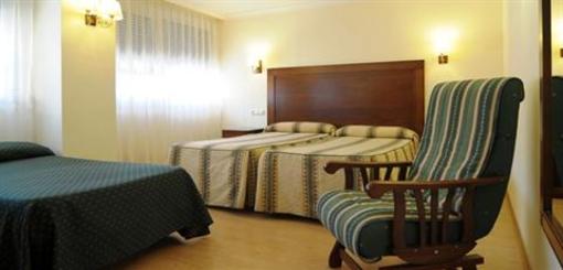 фото отеля Abadia Camino de Santiago Hotel