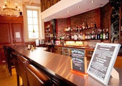 фото отеля Queens Hotel Portsmouth