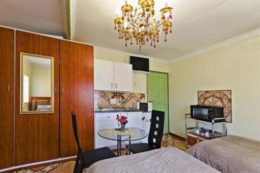 фото отеля Golden Gate Guest House