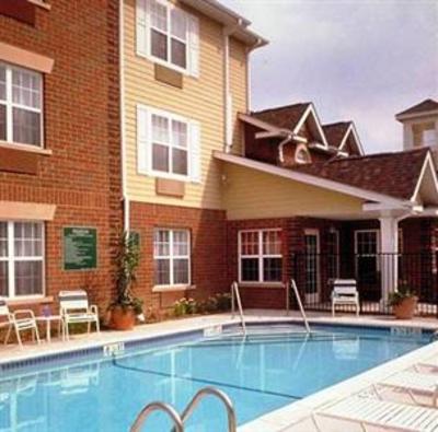 фото отеля TownePlace Suites Detroit Dearborn