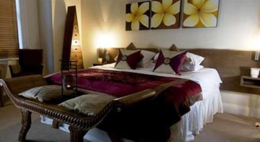 фото отеля The Orchid Hotel