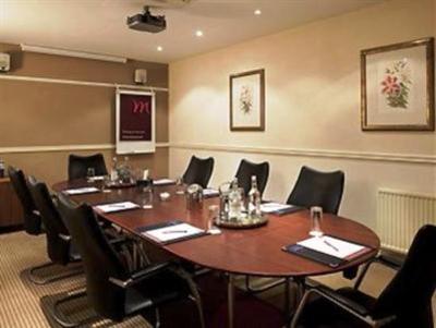 фото отеля Mercure Parkside Milton Keynes