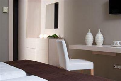 фото отеля Sea View Hotel Glyfada
