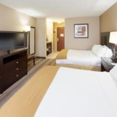 фото отеля Holiday Inn Express Hotel & Suites Burlington (Iowa)