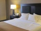 фото отеля Holiday Inn Express Hotel & Suites Burlington (Iowa)