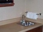 фото отеля Holiday Inn Express Hotel & Suites Burlington (Iowa)