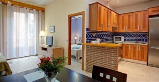 фото отеля Santa Ana Residence Madrid