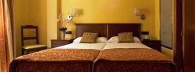 фото отеля Hostal Residencia Carlos V