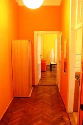 фото отеля Old Walls Hostel