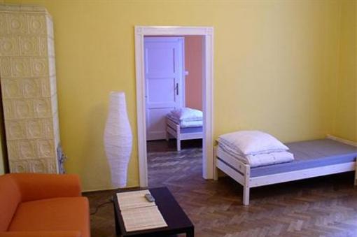 фото отеля Old Walls Hostel