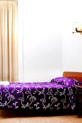 фото отеля Hostal Condestable Madrid