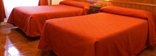 фото отеля Hostal Condestable Madrid