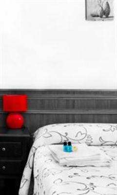 фото отеля Hostal Condestable Madrid