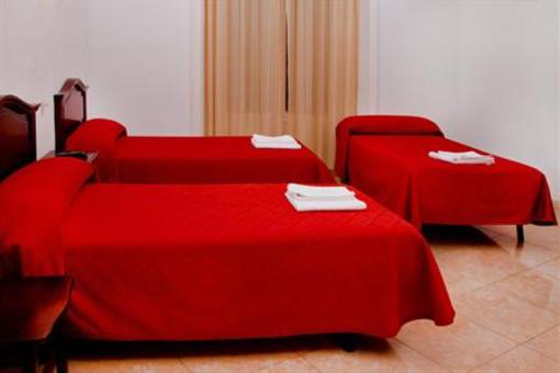 фото отеля Hostal Condestable Madrid