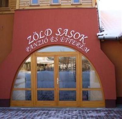 фото отеля Zold Sasok Etterem es Panzio