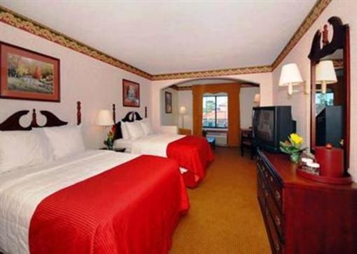 фото отеля Comfort Suites Savannah North Port Wentworth